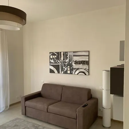 Panorama Apartment *