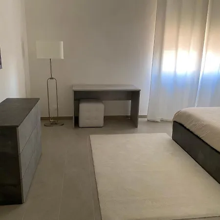 Panorama Apartment *